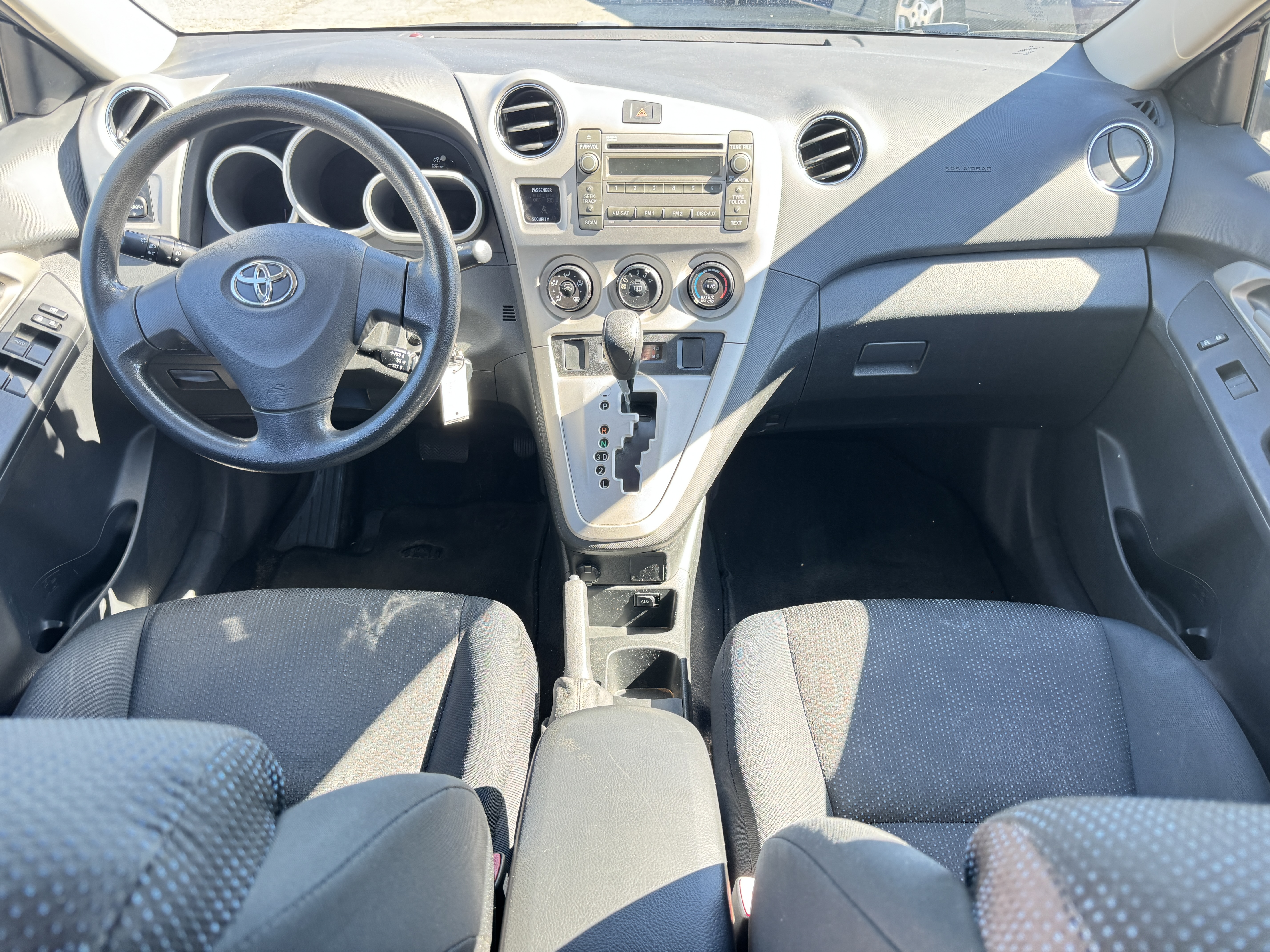 Used 2010 Toyota Matrix Sport Wagon 4D FWD image 20