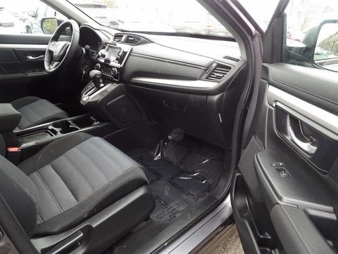 Used 2018 Honda CR-V LX image 12