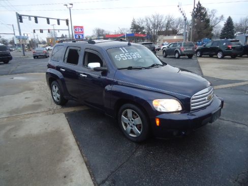 Used 2011 Chevrolet HHR LS image 16