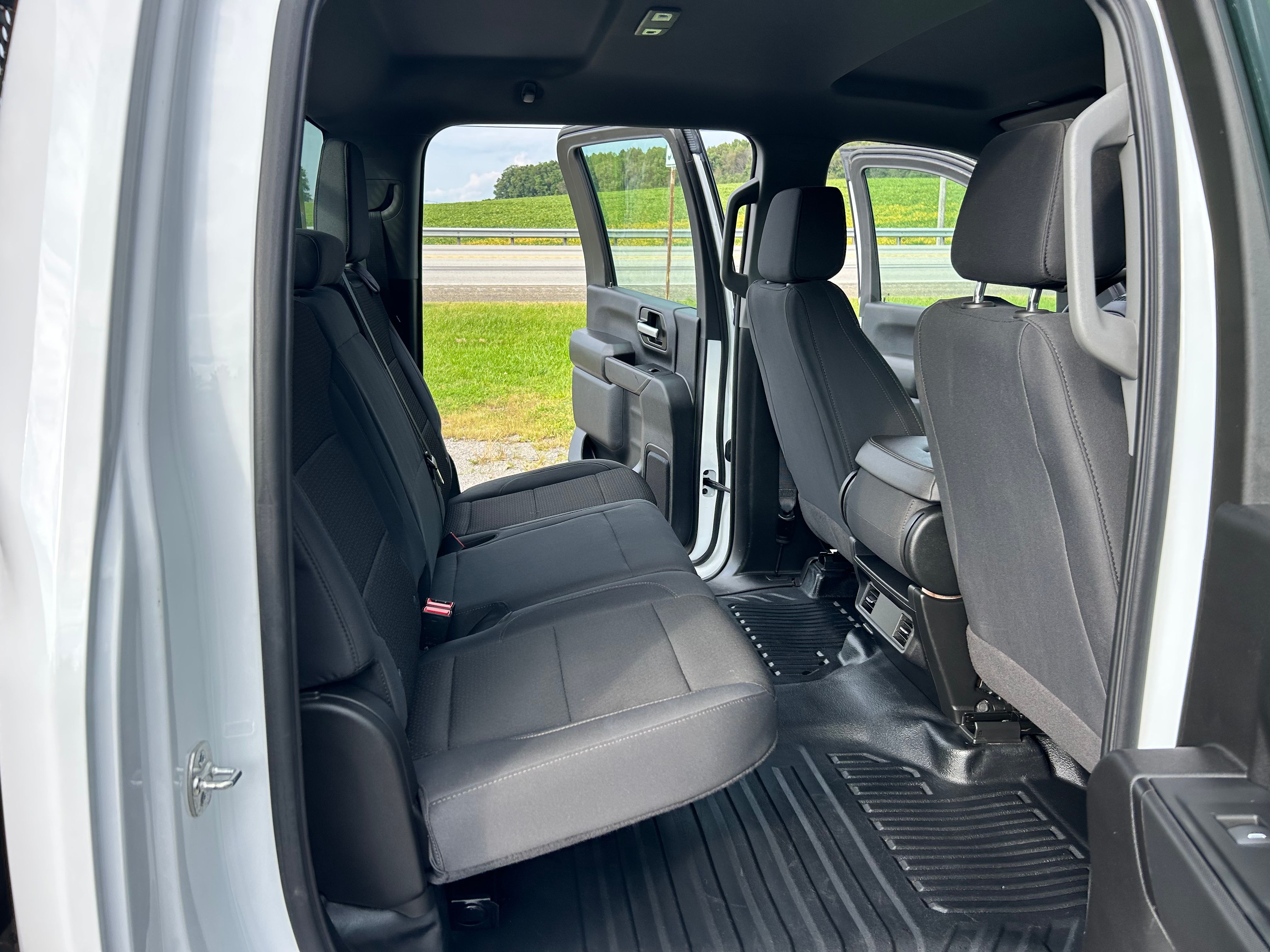 Used 2025 Chevrolet Silverado 3500 4x4 Crew Cab W/T image 20