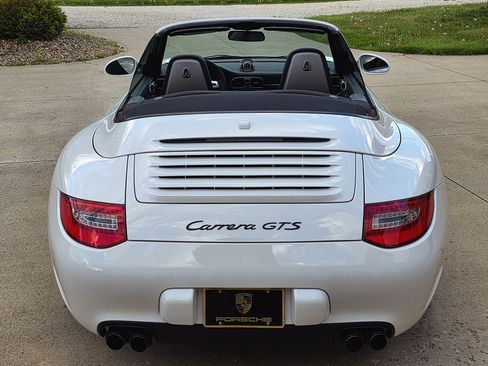 Used 2012 Porsche 911 Carrera GTS Cabriolet RWD image 32