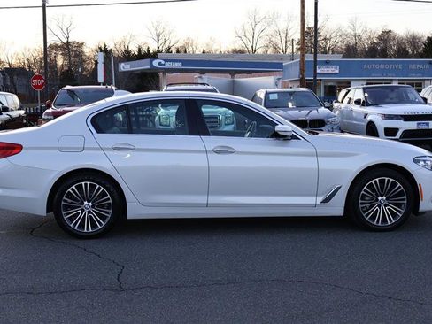 Used 2018 BMW 530i xDrive image 9