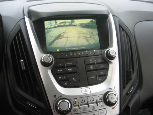 Used 2016 Chevrolet Equinox LS image 8