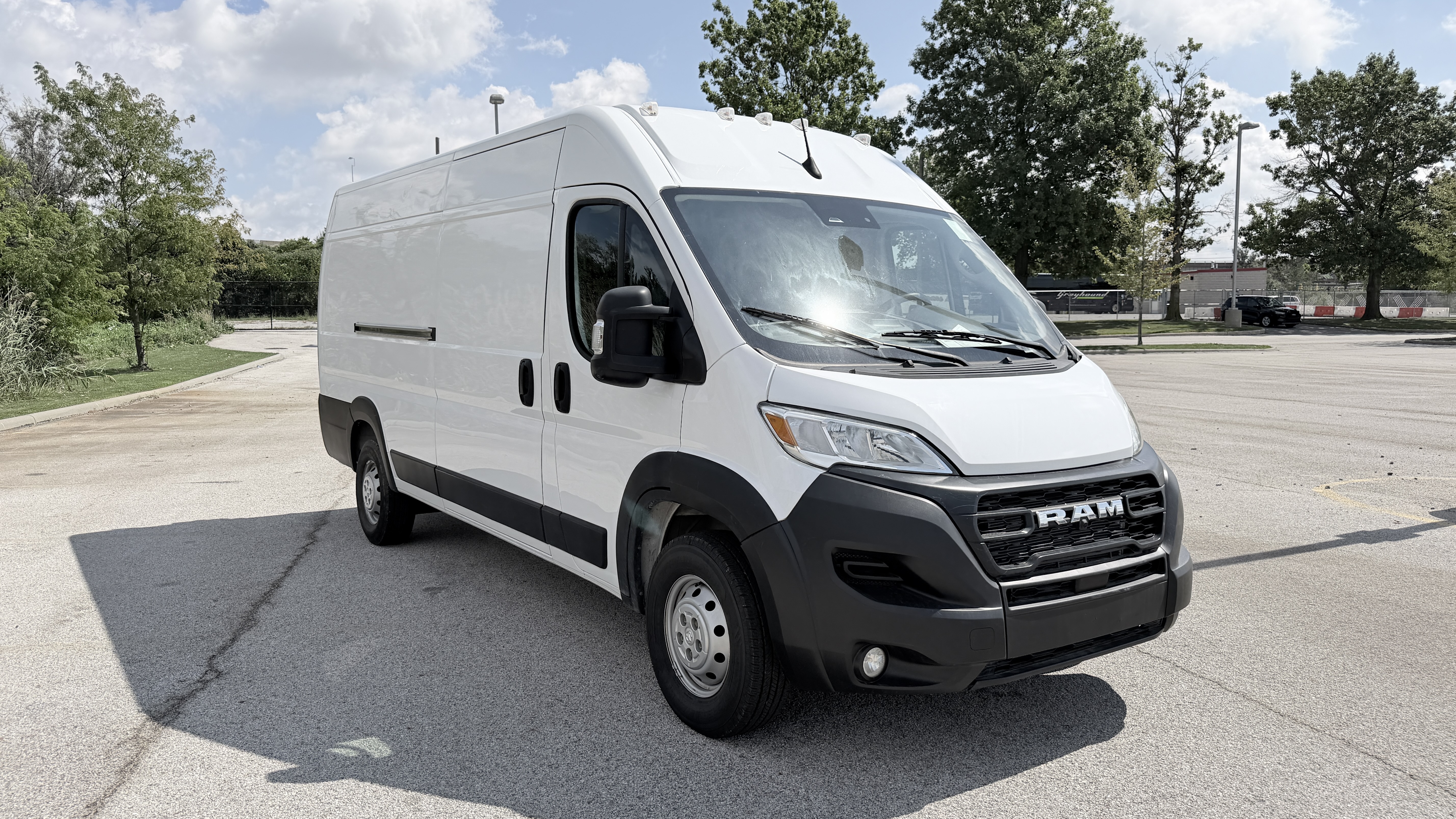 Used 2023 RAM ProMaster 3500 159 High Roof Extended FWD image 3