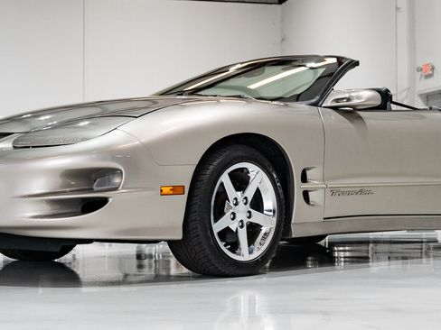 Used 2002 Pontiac Firebird Trans Am image 29