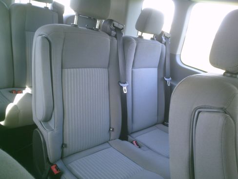 Used 2015 Ford Transit 350 XLT image 5