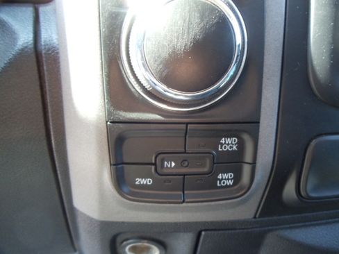 Used 2016 RAM 1500 Tradesman image 23