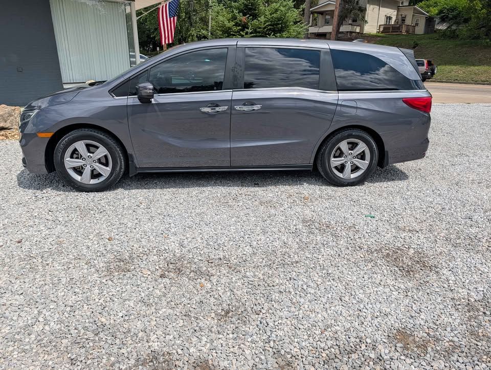 Used 2019 Honda Odyssey EX-L image 2