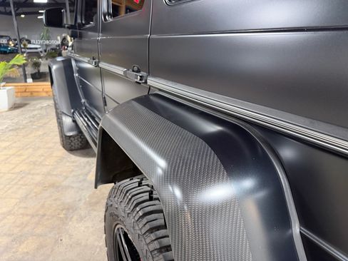 Used 2018 Mercedes-Benz G 550 Squared image 24