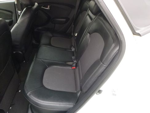 Used 2012 Hyundai Tucson GLS image 26