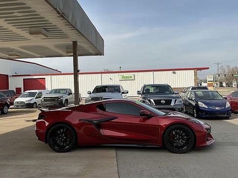 Used 2025 Chevrolet Corvette Z06 w/ 3LZ 70th Anniversary image 4