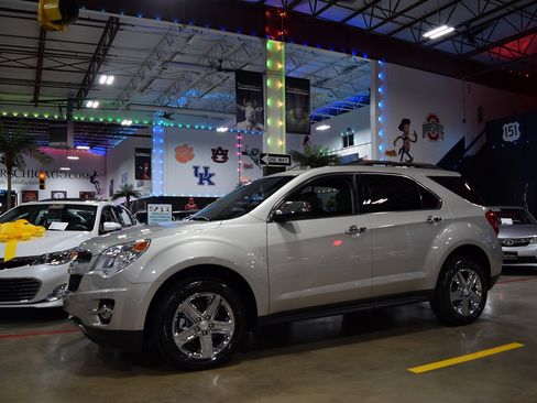 Used 2014 Chevrolet Equinox LTZ FWD image 3