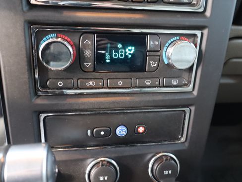 Used 2005 HUMMER H2 Adventure image 28