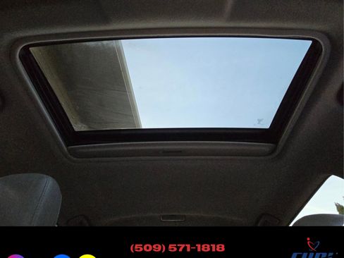 Used 2012 Toyota RAV4 Limited image 21