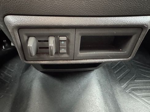 Used 2020 Ford Transit 350 image 29