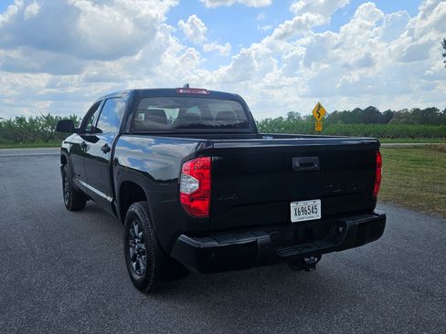 Used 2021 Toyota Tundra image 3