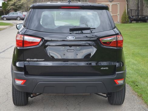 Used 2019 Ford EcoSport S image 4