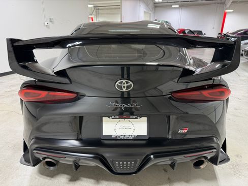 Used 2021 Toyota Supra Premium RWD image 6