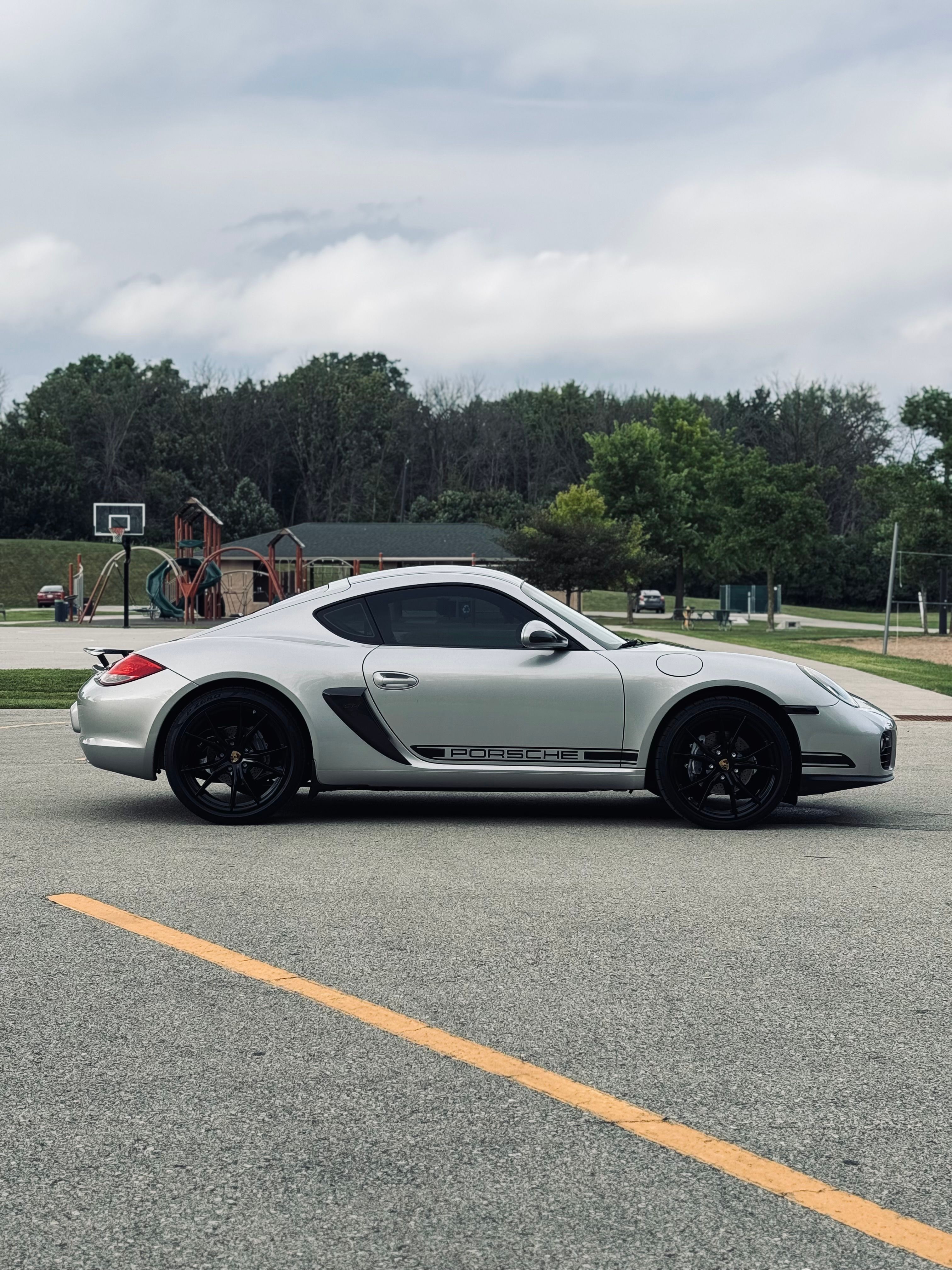Used 2011 Porsche Cayman UNAVAIL RWD image 7