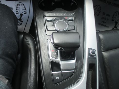 Used 2018 Audi A4 2.0T Ultra Premium Sedan FWD image 10