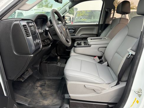 Used 2018 Chevrolet Silverado 2500 4x4 Crew Cab image 8