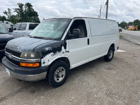 Used 2008 Chevrolet Express 2500 UNAVAIL RWD image 1