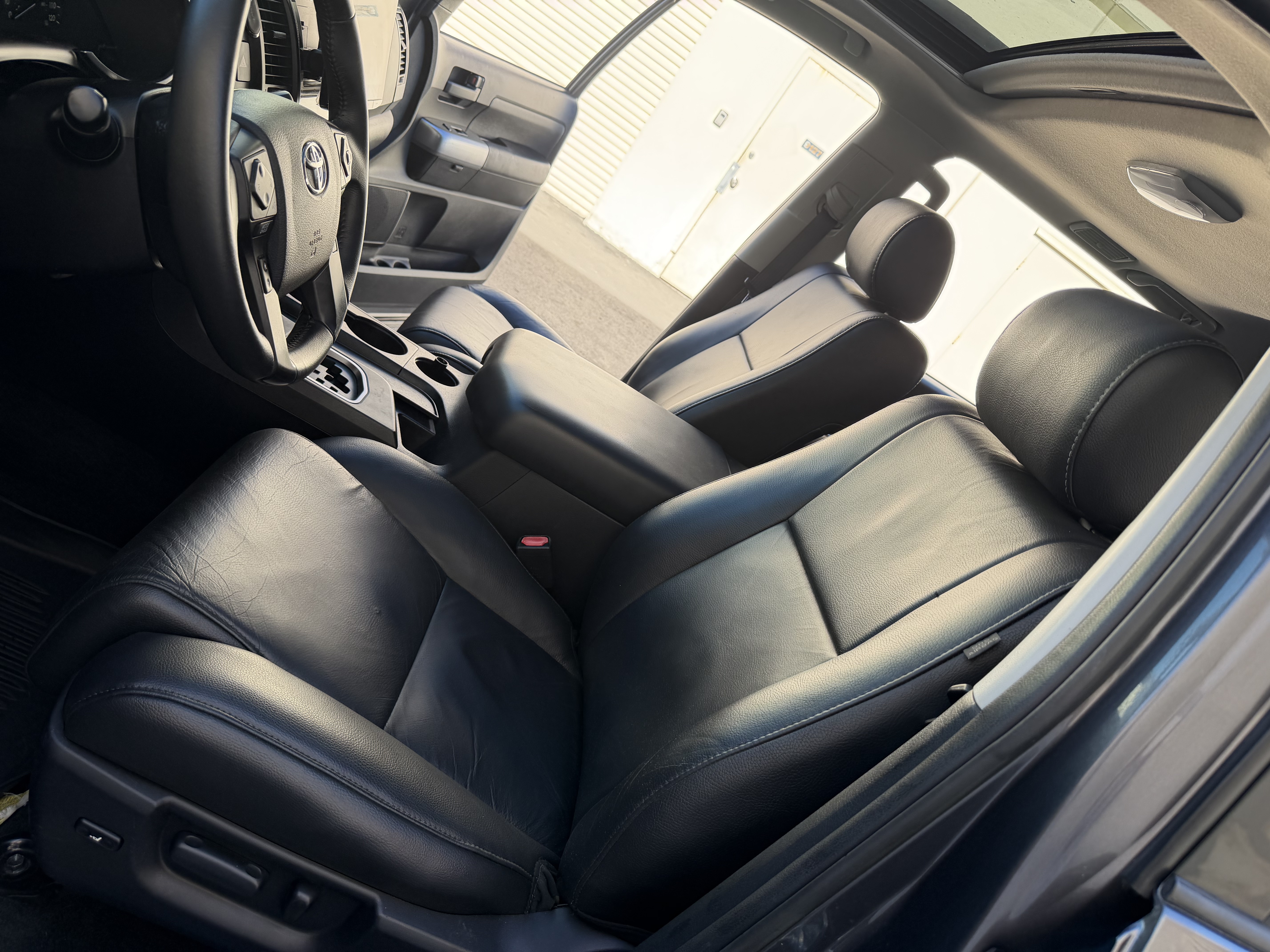 Used 2018 Toyota Sequoia TRD Sport AWD/4WD image 11