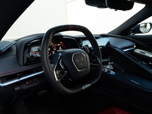 Used 2024 Chevrolet Corvette Z06 image 24