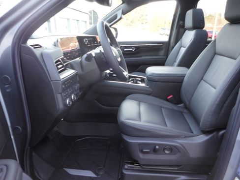 New 2026 Chevrolet Tahoe Z71 image 12