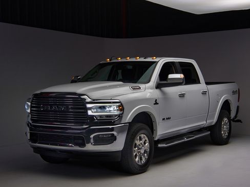 Used 2020 RAM 2500 4x4 Crew Cab Laramie image 44