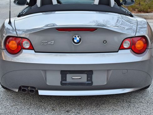 Used 2004 BMW Z4 2.5i image 23