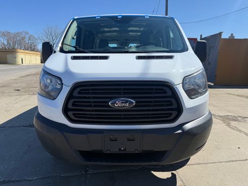 Used 2016 Ford Transit 250 image 2
