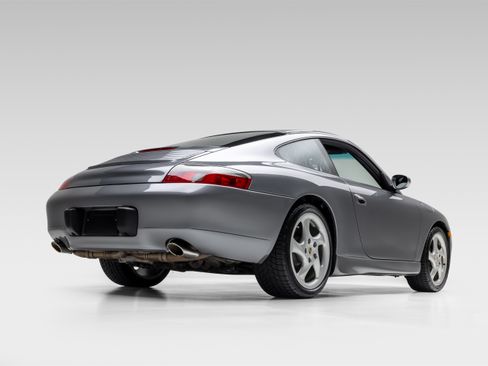 Used 2001 Porsche 911 Coupe 2 wheel drive image 9