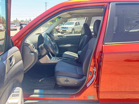 Used 2010 Subaru Forester 2.5X Premium AWD/4WD image 16