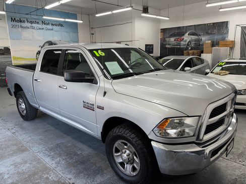 Used 2016 RAM 2500 SLT image 2