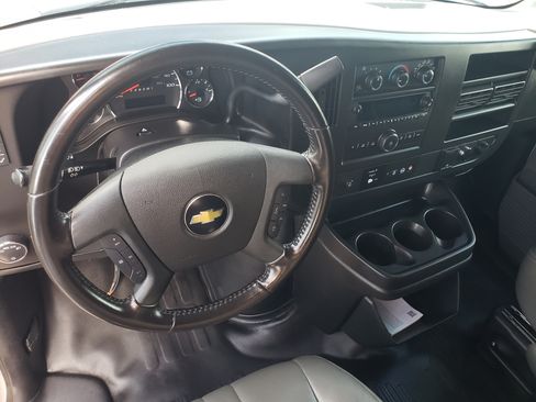 Used 2020 Chevrolet Express 2500 image 16