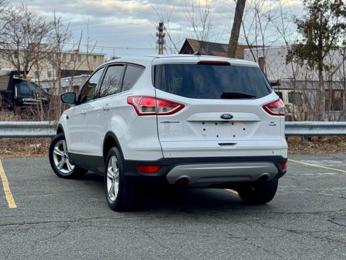 Used 2014 Ford Escape SE image 3