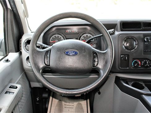 Used 2012 Ford E-150 and Econoline 150 image 27