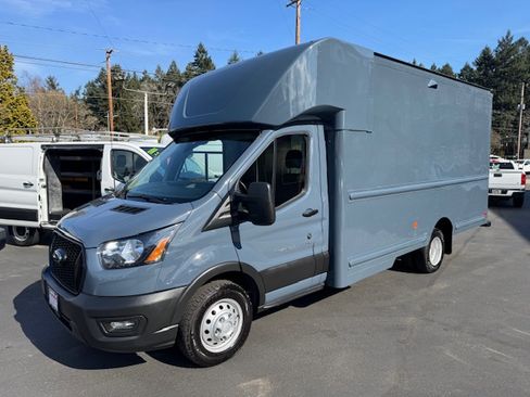 Used 2022 Ford Transit 350 image 5