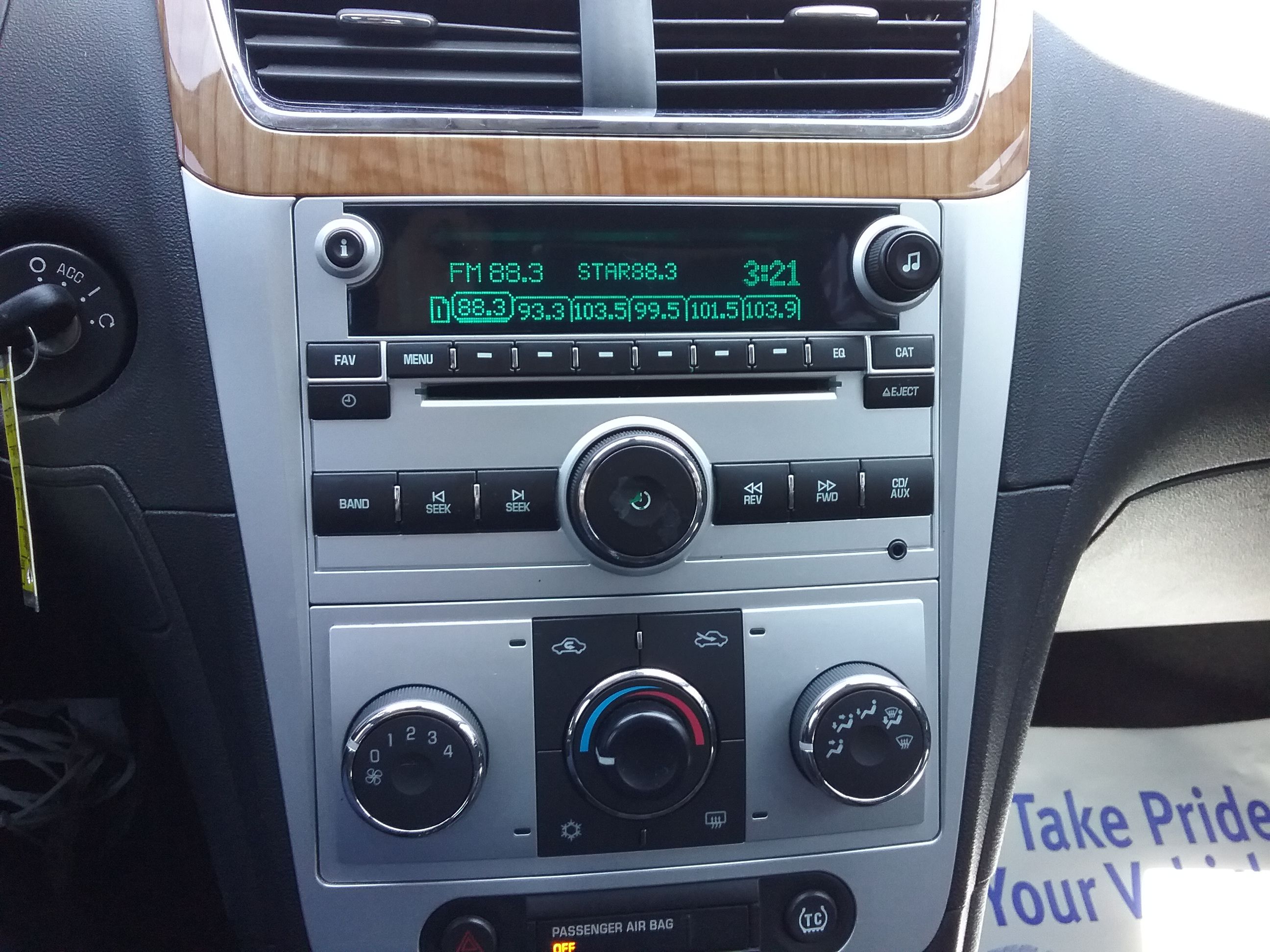 Used 2010 Chevrolet Malibu LT w/ 2LT FWD image 12
