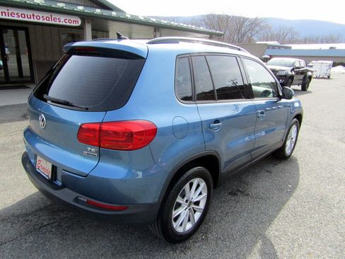 Used 2017 Volkswagen Tiguan 2.0T image 3