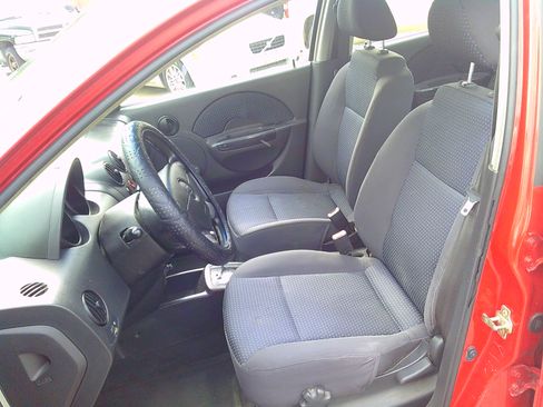 Used 2006 Chevrolet Aveo LS FWD image 5