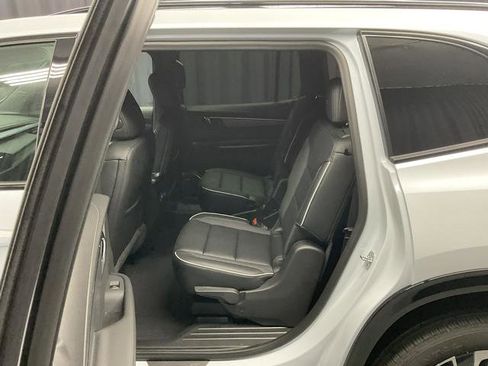 New 2026 Buick Enclave Sport Touring image 10