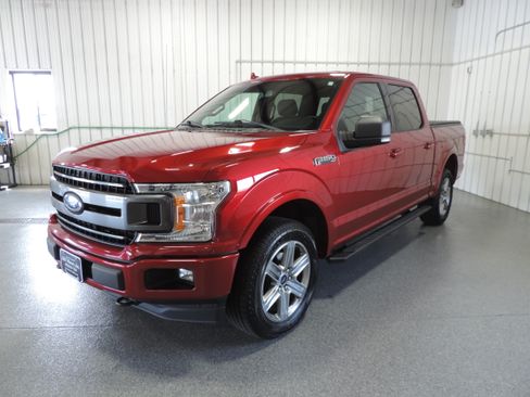 Used 2018 Ford F150 4x4 SuperCrew XLT image 1
