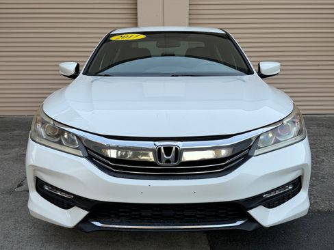 Used 2017 Honda Accord Sport image 5