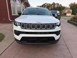 Used 2022 Jeep Compass Latitude image 2