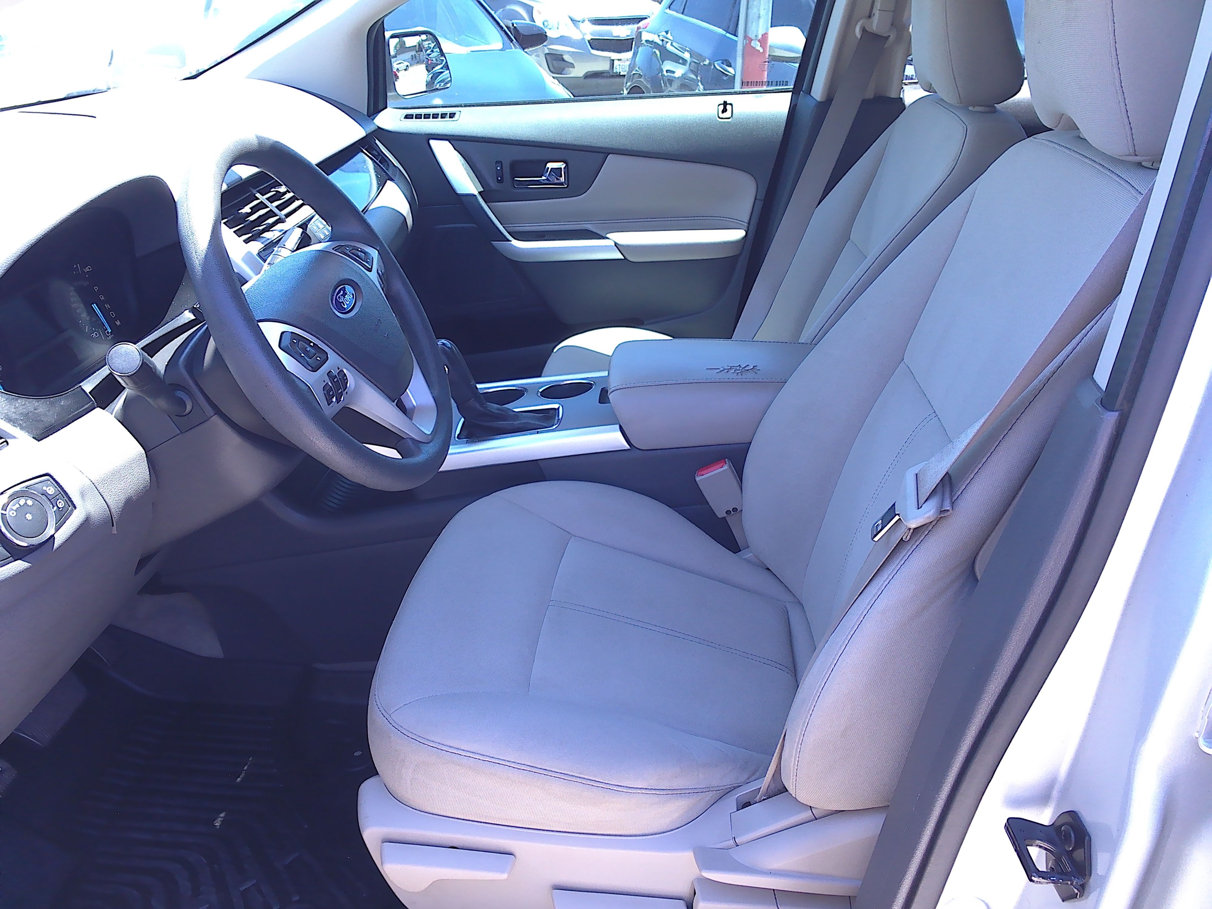 Used 2012 Ford Edge SE FWD image 7