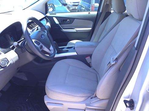 Used 2012 Ford Edge SE FWD image 7