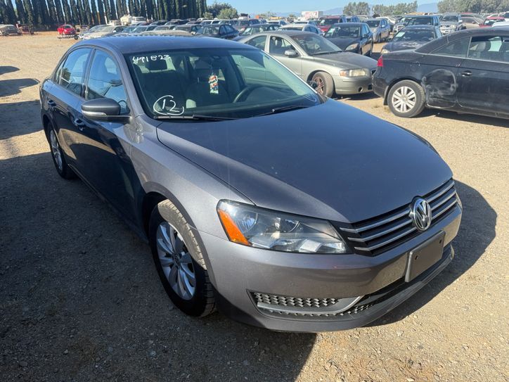 Used 2013 Volkswagen Passat 2.5 S FWD image 1