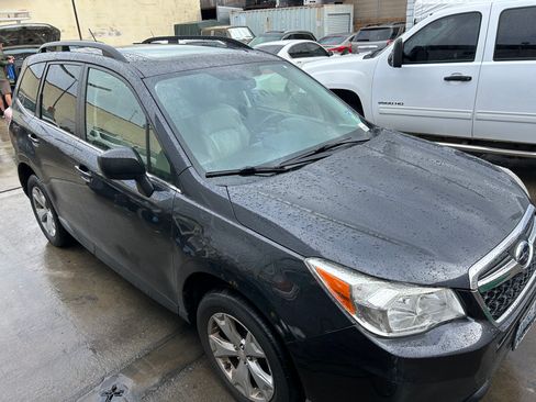 Used 2014 Subaru Forester 2.5i Limited image 2